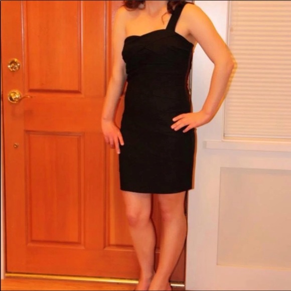 Black Bodycon Single Strap Dress - Picture 4 of 4